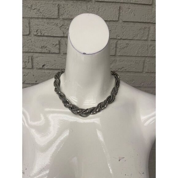 Charlie Twisted Silver Tone Fashion Jewelry Necklace - Picture 1 of 7